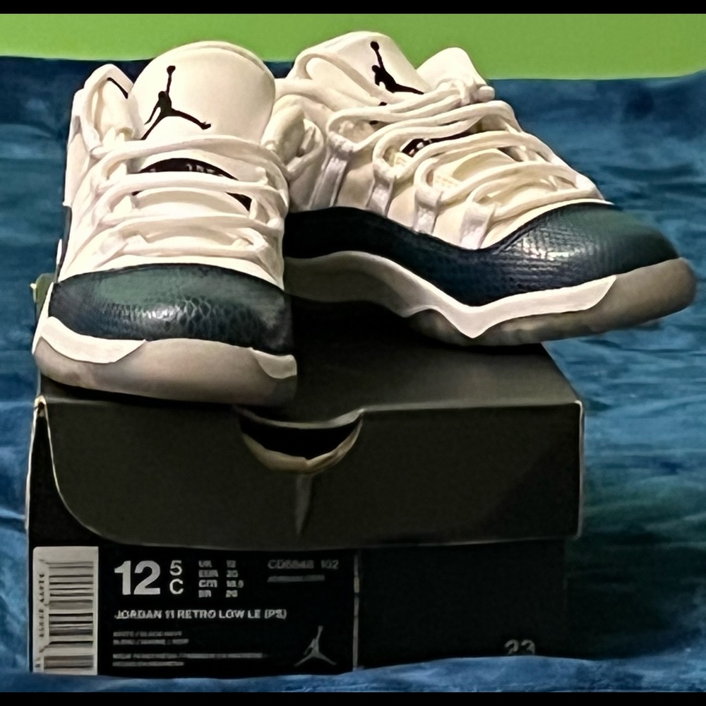 JORDAN 11 RETRO LOW LE (PS) CD6848 102